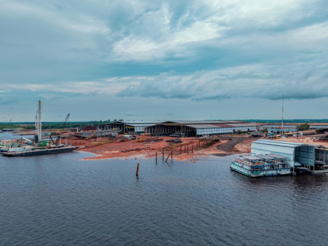 Amazonas recebe R$ 1,7 bilhão do Governo Federal para construção de 188 embarcações e inauguração de portos fluviais