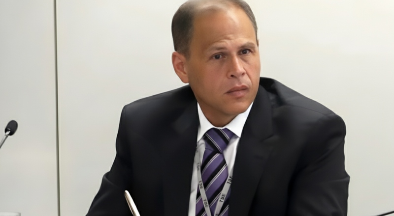 Eduardo Tagliaferro é conduzido até delegacia na Itália