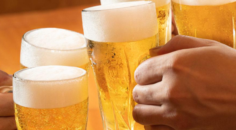 Cerveja, vinho e chope: até bebidas populares podem estar sendo envenenadas com metanol; saiba mais