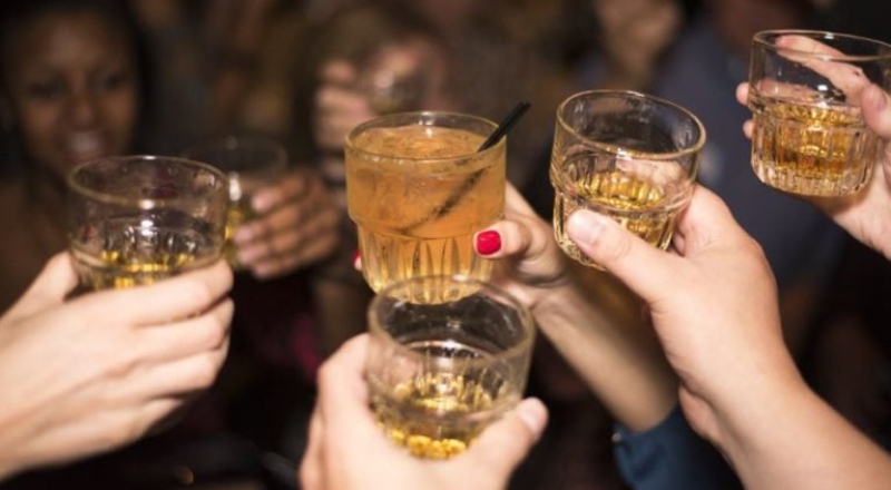 Governo Federal sanciona lei que amplia pena para quem vende bebida alcoólica a crianças e adolescentes