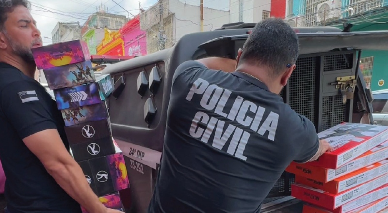 Às vésperas do Dia das Crianças, PC-AM fiscaliza e autua lojas de brinquedos em Manaus