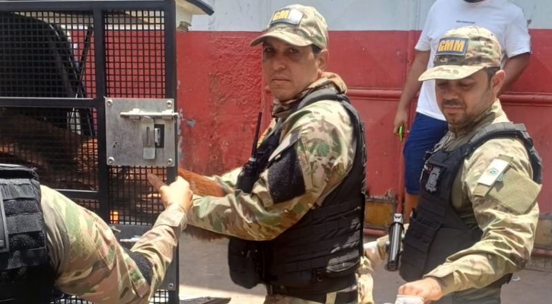 Guarda Municipal apreende p3les e 0ssadas de animais silvestres em fábrica de açaí no Centro de Manaus