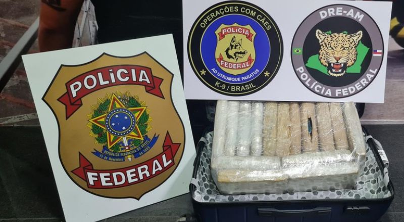 PF prend3 homem com mais de 15 kg de mac0nha em mala no Aeroporto de Manaus