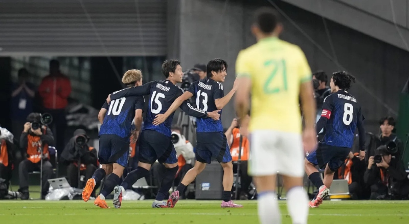 Brasil sofre virada e perde do Japão pela primeira vez na história