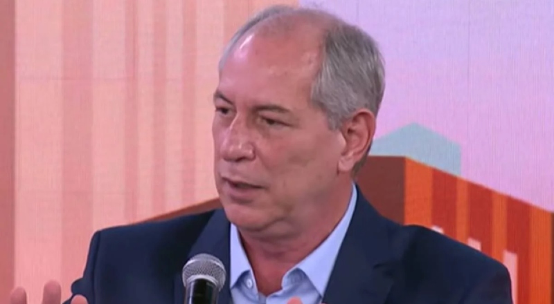 Ciro Gomes deixa o PDT e se aproxima de partidos do Centrão