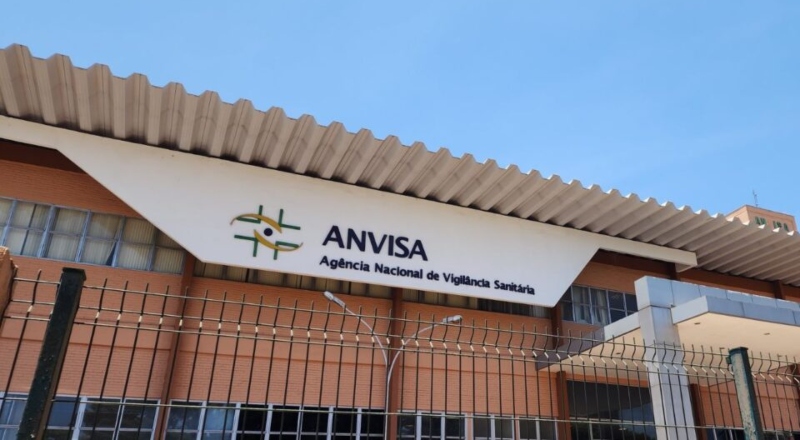 Anvisa suspende cosméticos e produtos de limpeza por irregularidades; confira
