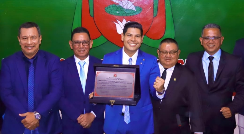 Após levar inclusão e emendas para saúde, cultura e infraestrutura, deputado Mário César Filho recebe título de Cidadão Silvense