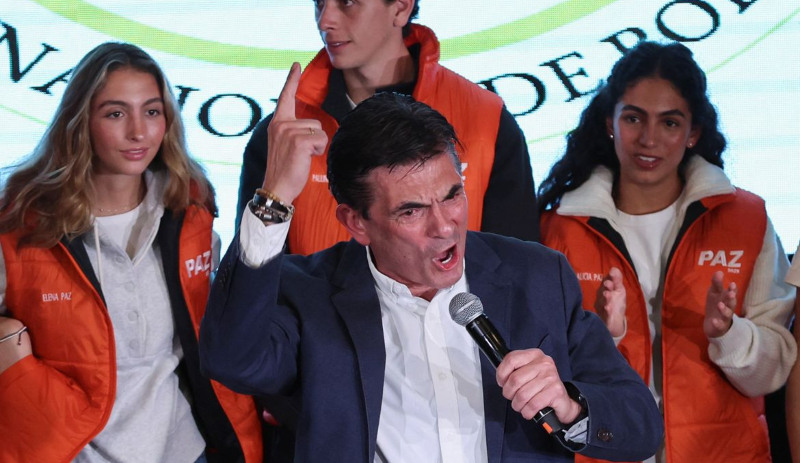 Rodrigo Paz é eleito presidente da Bolívia em meio a crise econômica