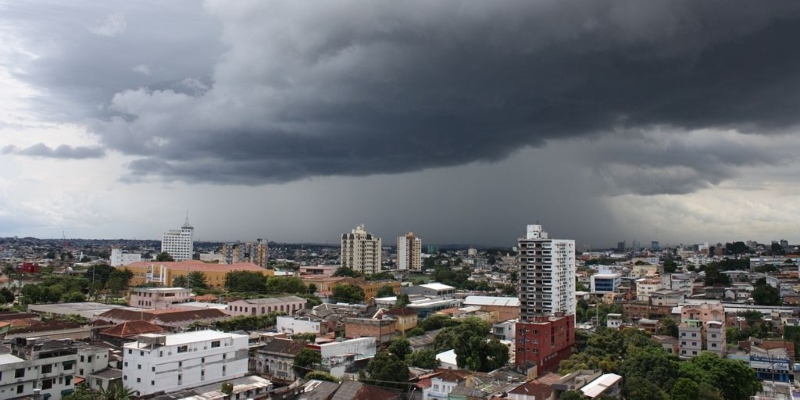 Previsão aponta chuva forte e ventos intensos em Manaus nesta segunda-feira (20)