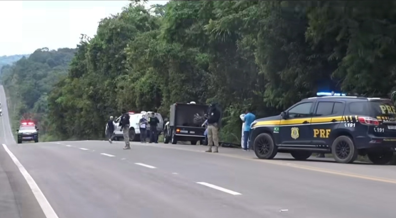 Corpo de homem é desovado ao lado da BR-174, em Manaus; vídeo