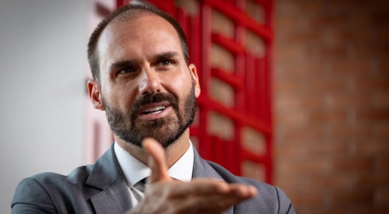Conselho de Ética da Câmara arquiva pedido de cassação do mandato de Eduardo Bolsonaro