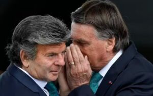 Manobra de Fux para mudar de turma no STF pode abrir caminho para Bolsonaro ficar livre e elegível em 2026; veja vídeo