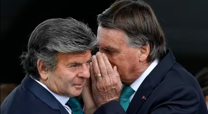 Manobra de Fux para mudar de turma no STF pode abrir caminho para Bolsonaro ficar livre e elegível em 2026; veja vídeo