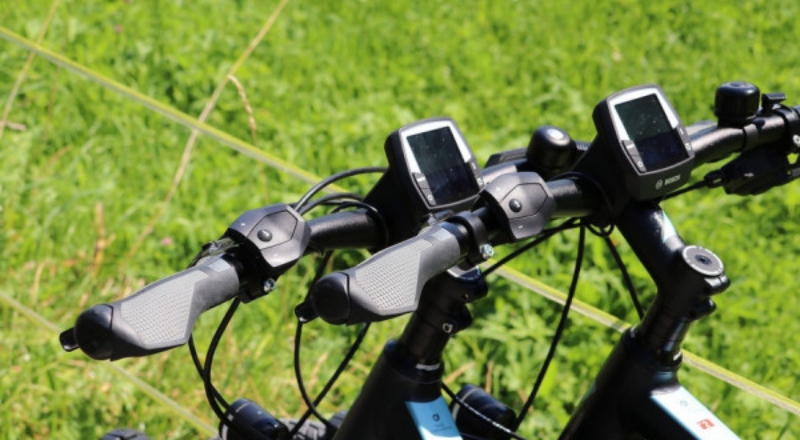 Flórida pode exigir carteira para bicicletas elétricas em nova proposta de lei