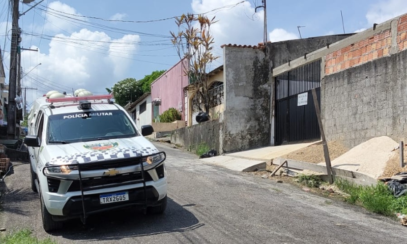 Mulher é encontrada morta em garagem de casa na Comunidade Fazendinha, em Manaus