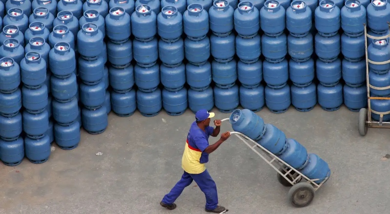 Beneficiários com NIS final 7 recebem Auxílio Gás nesta terça-feira (28)