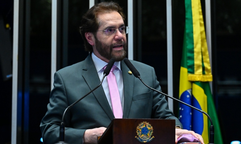 Câmara dos Deputados aprova projeto do senador Plínio Valério que determina a realização de exames de câncer de mama no SUS