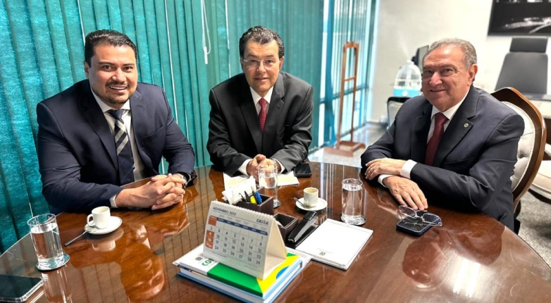 Prefeito Thomé Neto agradece Senador Eduardo Braga por destinar quase R$ 5 milhões para a saúde de Autazes; veja