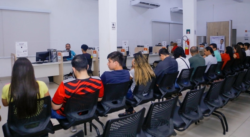 Eletricista, gerente e motorista: 428 vagas de emprego estão disponíveis nesta quinta-feira (30) em Manaus