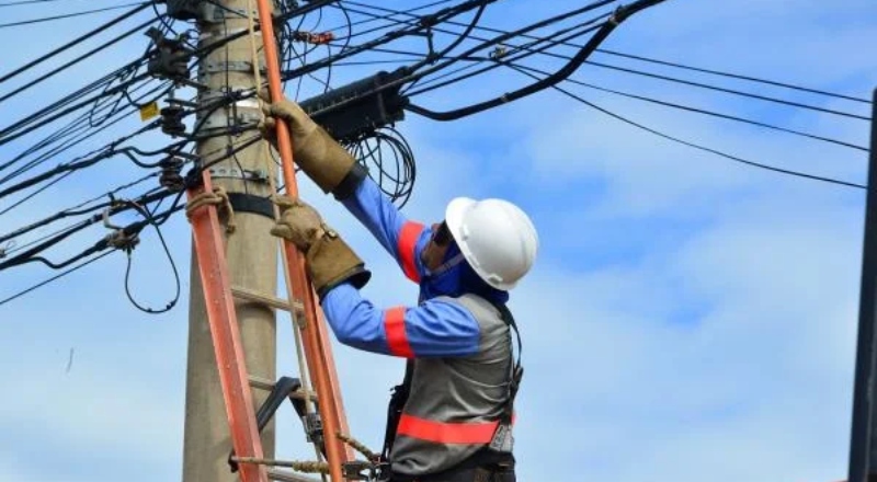 Bairros de Manaus e comunidades rurais ficarão sem luz nesta sexta-feira (31); confira