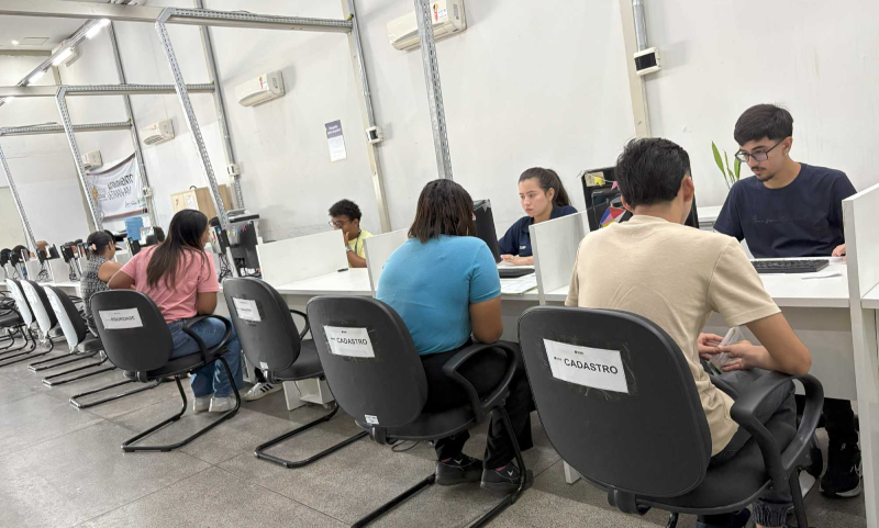 Sine Amazonas divulga 240 vagas de emprego para esta sexta-feira (31)