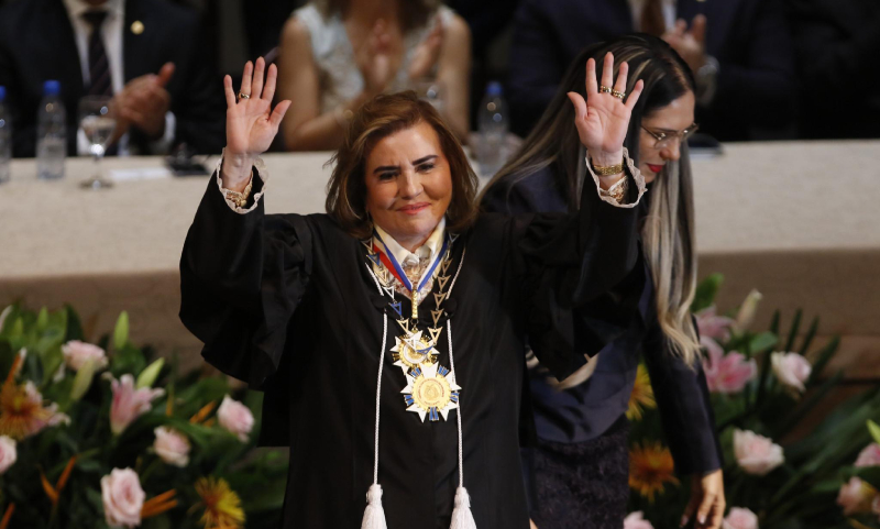 De taquígrafa a presidente: os 50 anos de dedicação da conselheira Yara Lins ao Tribunal de Contas do Amazonas