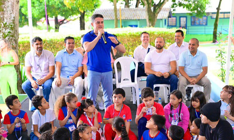 Prefeito David Almeida reabre parque ‘Cidade da Criança’ e anuncia instalação de praça molhada e creche no espaço