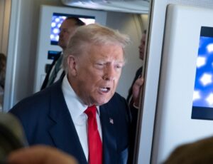 Donald Trump diz que não planeja atacar a Venezuela; veja vídeo