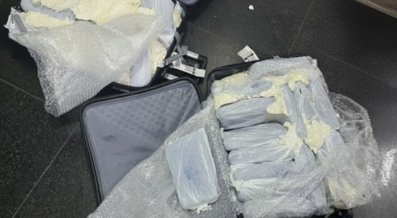 PF prende homem com mais 36 kg de drogas no Aeroporto de Manaus