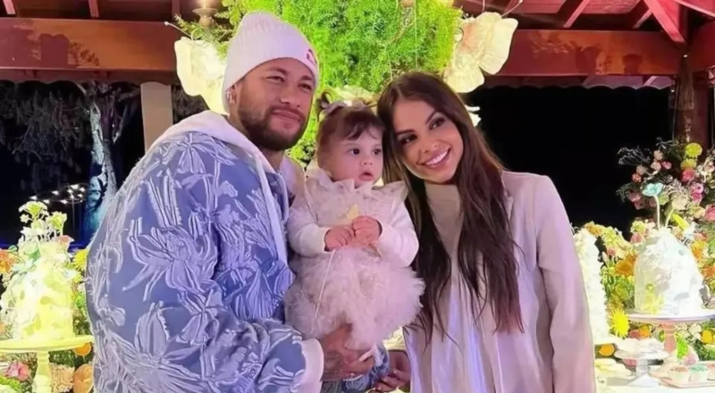 Filha de Neymar e Amanda Kimberlly passa por cirurgia de emergência