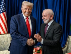 Lula diz que pode voltar a ligar para Trump se impasse tarifário persistir até o fim da COP30