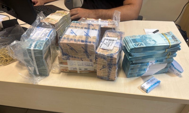 Mais de R$ 1 milhão em dinheiro vivo é apreendido durante operações em Manaus