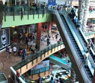 Shoppings de Manaus desafiam crise nacional e impulsionam economia de consumo no fim de ano