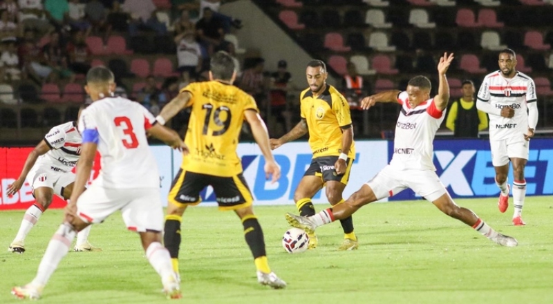 Amazonas FC perde para o Botafogo-SP e se complica de vez na luta contra o rebaixamento da Série B