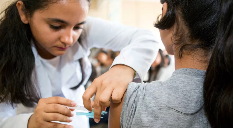 Adolescentes de 15 a 19 anos podem se vacinar contra o HPV em Manaus até dezembro