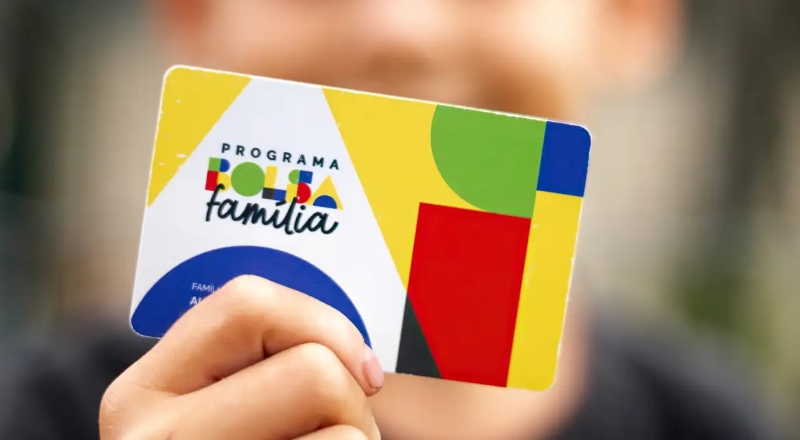 Bolsa Família de novembro começa a ser pago nesta sexta-feira (14); veja quem recebe