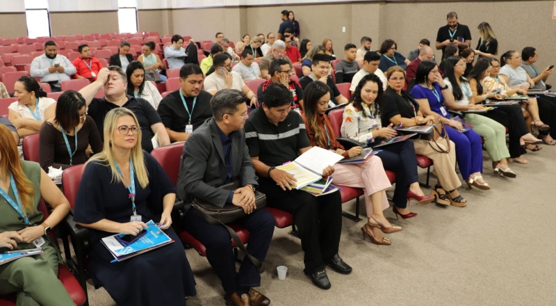 Prefeitura de Manaus participa de capacitação sobre elaboração de emendas impositivas para servidores da CMM