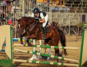 Ponta Negra ganha fim de semana histórico com grandes competições a cavalo