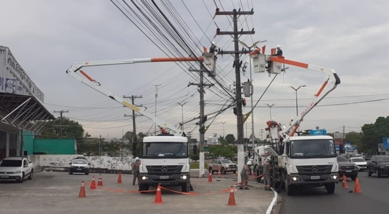 Sete bairros de Manaus devem ficar sem energia nesta segunda (17); confira a lista