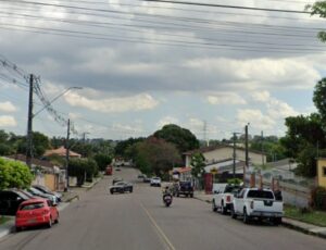 Personal trainer morre após grave acidente de moto no conjunto Petros, em Manaus