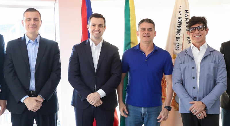 Prefeito David Almeida recebe liderança da Record Nacional e da Igreja Universal para ampliar parcerias em Manaus