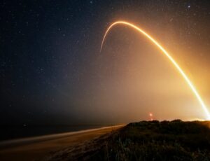 Flórida supera 100 lançamentos no ano e entra em nova era espacial com pressão por modernização