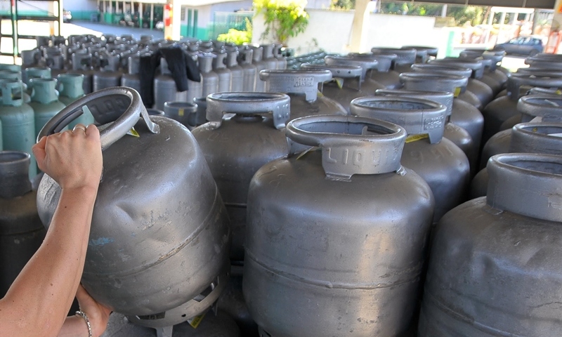 Distribuição de gás para 1 milhão de famílias tem início nesta segunda-feira (24)