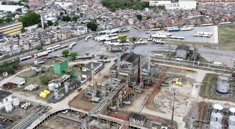 Grupo Refit é alvo de operação por fraude de R$ 26 bilhões no setor de combustíveis