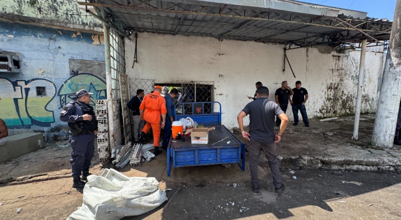 CIF fiscaliza estabelecimentos de sucatarias no Centro e na zona sul de Manaus