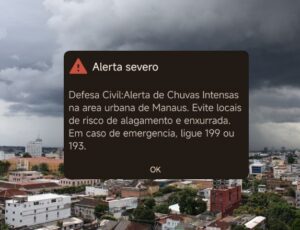 Defesa Civil emite alerta severo para chuvas intensas em Manaus; população deve evitar áreas de risco