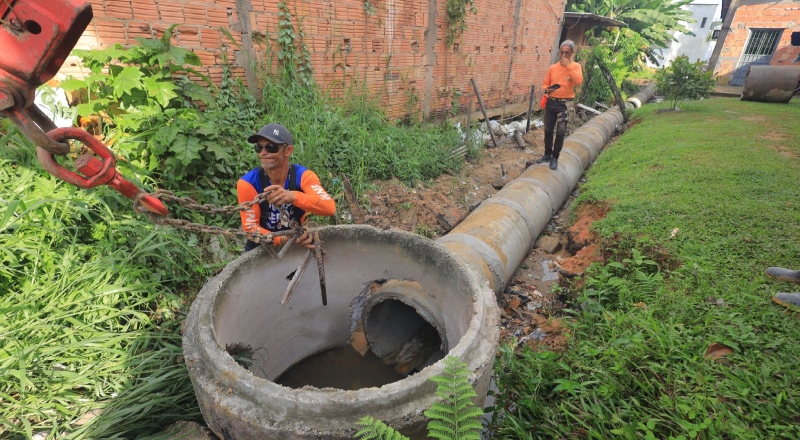Prefeitura de Manaus realiza implantação de novo sistema de drenagem profunda no bairro Redenção