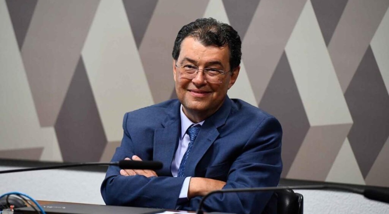 Eduardo Braga amplia vantagem e assume liderança também em Manaus na disputa ao Senado em 2026