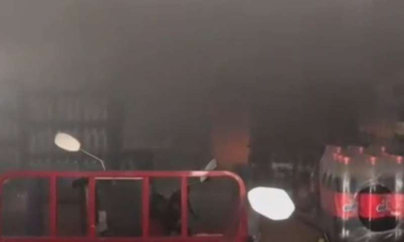 Incêndio de grandes proporções atinge distribuidora em Coari