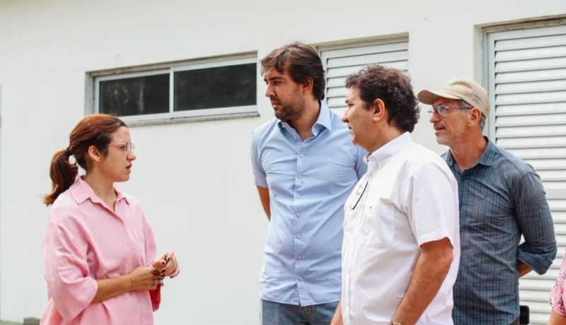 Prefeito Mário Abrahim e deputado Thiago Abrahim visitam UPA após repasse de gestão para a Prefeitura de Itacoatiara